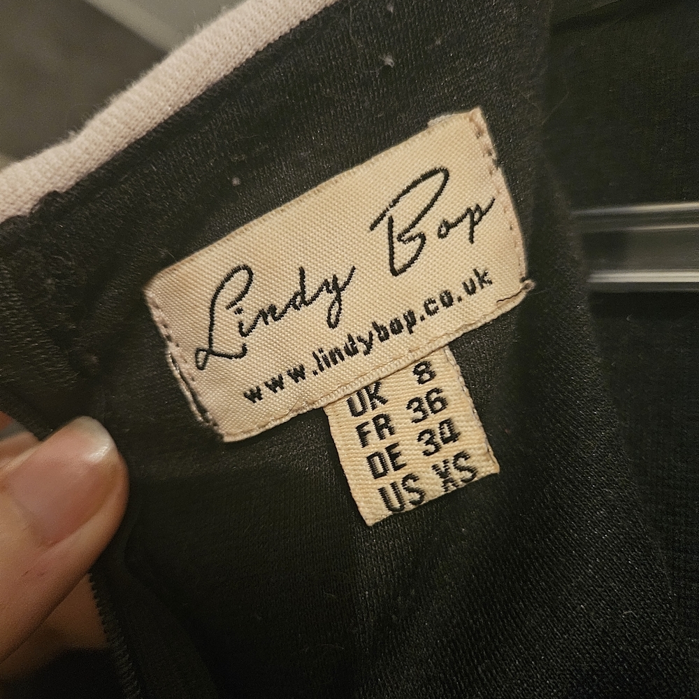 LINDY BOP Vintage Pencil Dress in Black and Cream - Picture 5 of 6